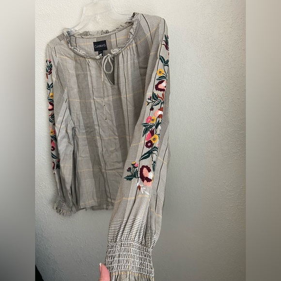Curations Round Neck Tie String Plaid Embroidered Floral Sleeves Blouse Size L - Picture 5 of 12